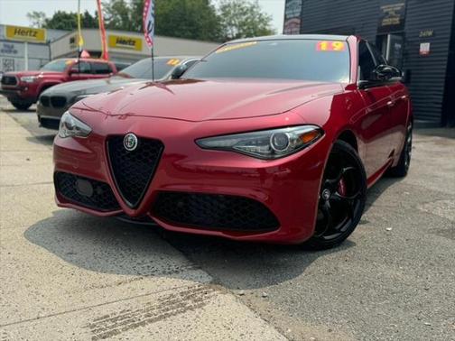 2019 Alfa Romeo Giulia Ti Sport
