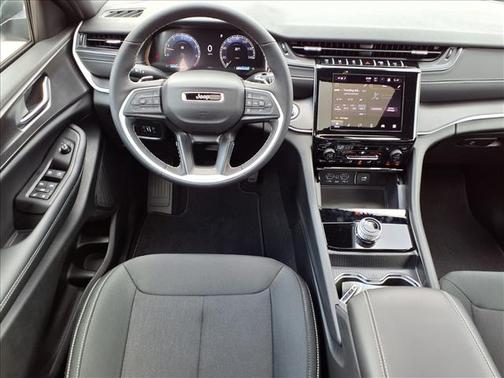Silver Zynith 2026 Jeep Grand Cherokee L Laredo X
