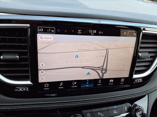 Bright White Clearcoat 2026 Chrysler Pacifica Limited