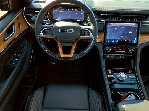 2025 Jeep Grand Cherokee Summit Reserve 4x4