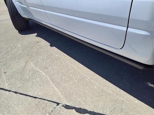 Bright White Clearcoat 2026 RAM 1500 Laramie