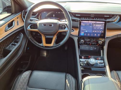 2025 Jeep Grand Cherokee Summit Reserve 4x4