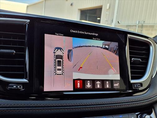 2026 Chrysler Pacifica Pinnacle