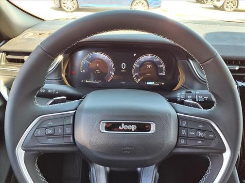 2025 Jeep Grand Cherokee Laredo X