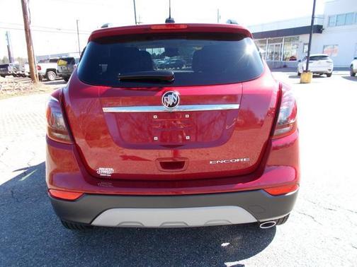 Photo 3 of 35 of 2019 Buick Encore Preferred