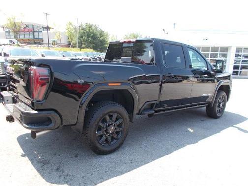 2025 GMC Sierra 2500 AT4