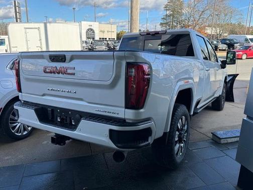 2025 GMC Sierra 2500 Denali