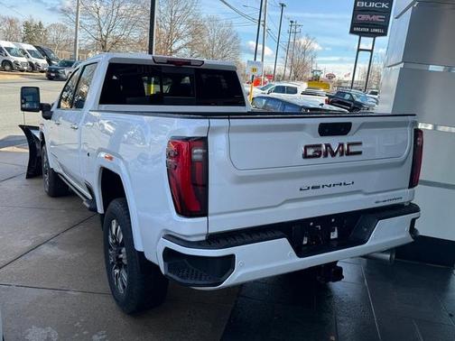 2025 GMC Sierra 2500 Denali