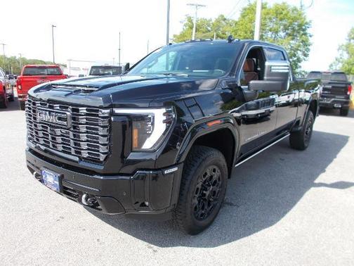2025 GMC Sierra 3500 Denali