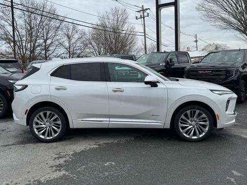 2025 Buick Envision Avenir AWD