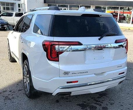 White Frost Tricoat 2023 GMC Acadia Denali