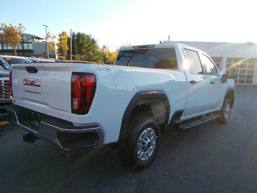 2025 GMC Sierra 2500 Base