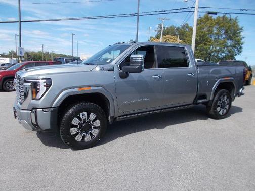 2025 GMC Sierra 2500 Denali