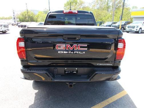 2023 GMC Canyon Denali