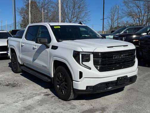 2025 GMC Sierra 1500 Elevation