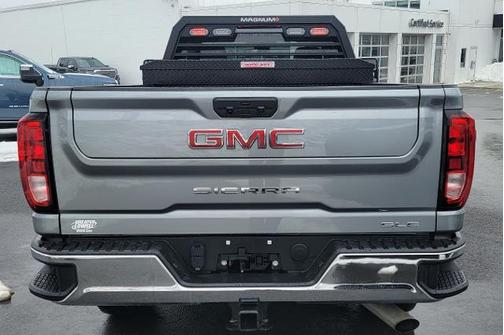 2025 GMC Sierra 2500 SLE