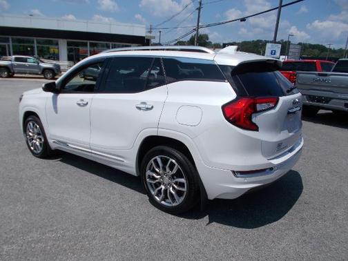 2022 GMC Terrain Denali