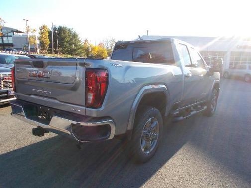 2026 GMC Sierra 2500 SLE