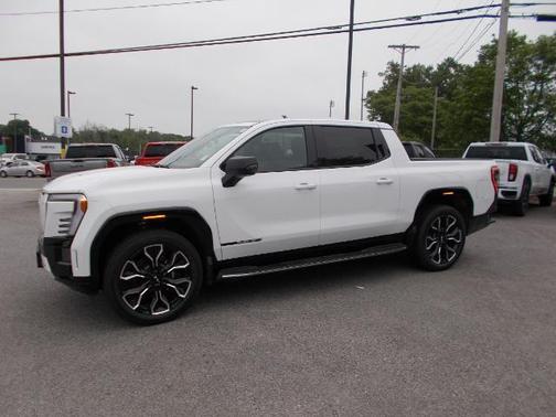 2025 GMC Sierra EV Max Range Denali