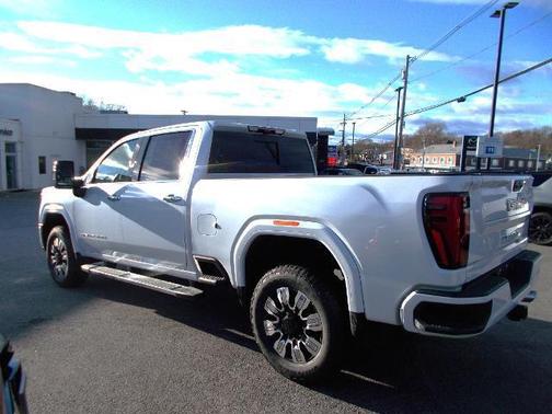 2026 GMC Sierra 2500 Denali