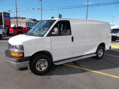 2022 Chevrolet Express 2500 RWD 2500 Regular Wheelbase WT