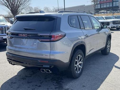 2025 GMC Acadia AWD AT4