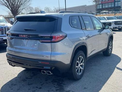 2025 GMC Acadia AWD AT4
