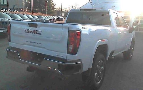 2026 GMC Sierra 2500 SLE