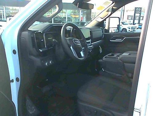 2026 GMC Sierra 2500 SLE