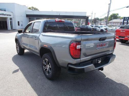 2025 GMC Canyon Base