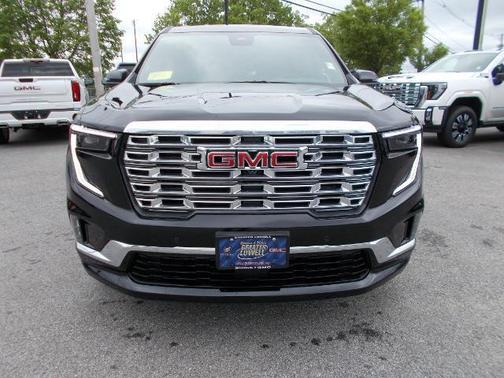 2025 GMC Acadia Denali
