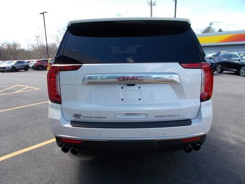 2024 GMC Yukon XL Denali