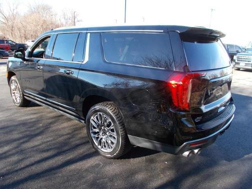 2023 GMC Yukon XL Denali Ultimate