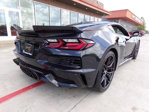 Carbon Flash 2024 Chevrolet Corvette Z06