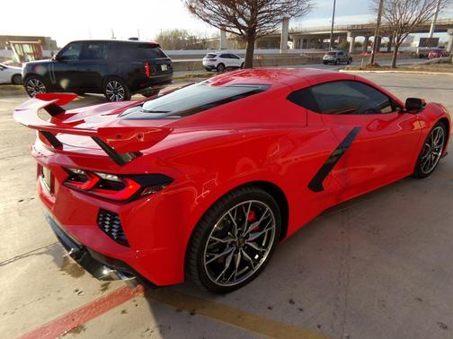 2025 Chevrolet Corvette Stingray w/2LT