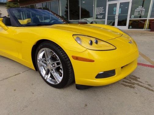 2006 Chevrolet Corvette Base