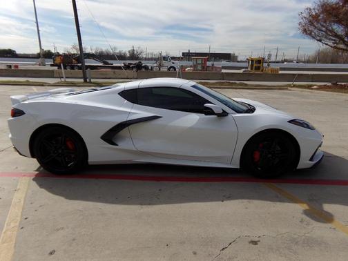 2023 Chevrolet Corvette Stingray w/2LT