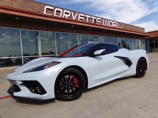 Ceramic White 2023 Chevrolet Corvette Stingray w/3LT