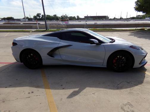 Ceramic White 2023 Chevrolet Corvette Stingray w/3LT