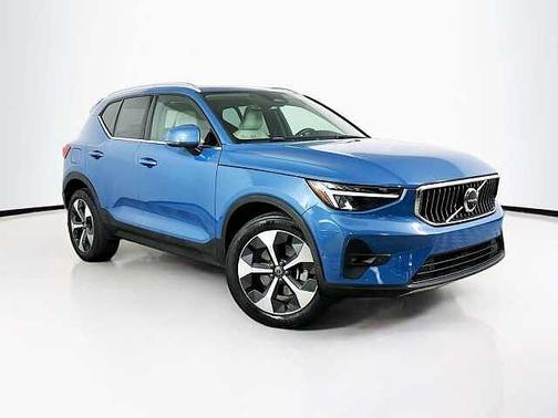 Fjord Blue 2023 Volvo XC40 Plus