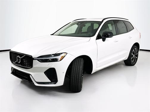 2024 Volvo XC60 B5 Plus Dark