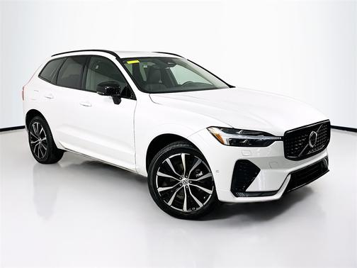 2024 Volvo XC60 B5 Plus Dark