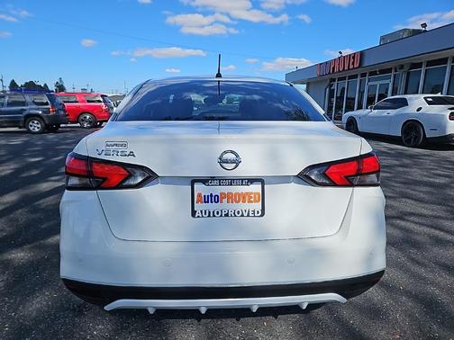 2020 Nissan Versa 1.6 S