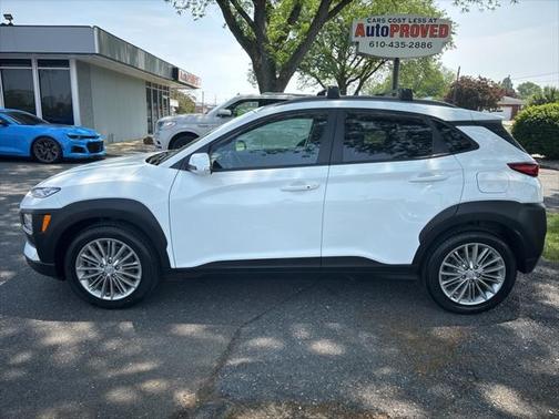 2021 Hyundai KONA SEL Plus
