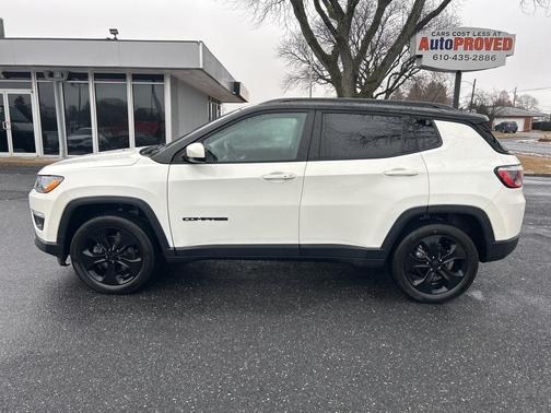 White Clearcoat 2019 Jeep Compass Latitude