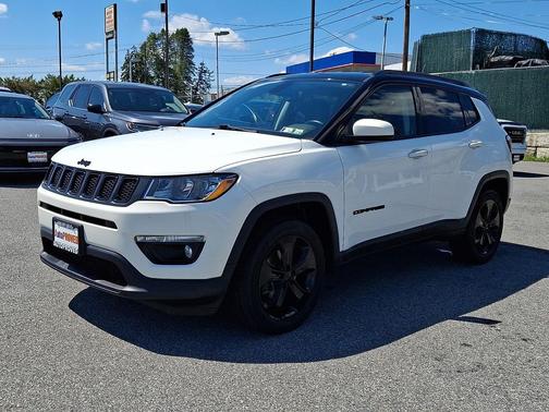 White Clearcoat 2019 Jeep Compass Latitude