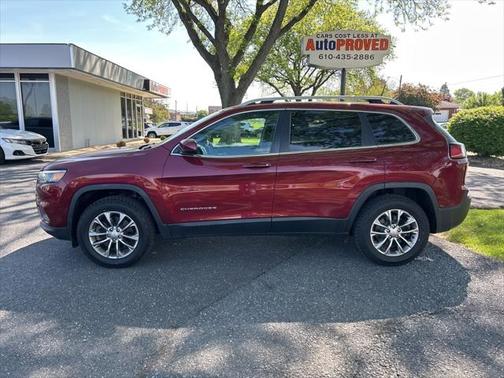 2019 Jeep Cherokee Latitude Plus