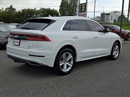 Carrara White 2019 Audi Q8 3.0T Premium