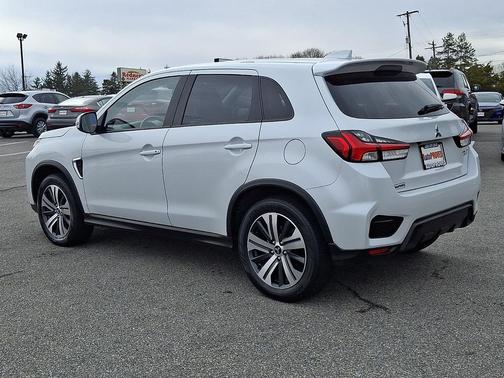 2022 Mitsubishi Outlander Sport SE