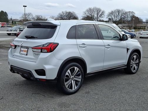 2022 Mitsubishi Outlander Sport SE